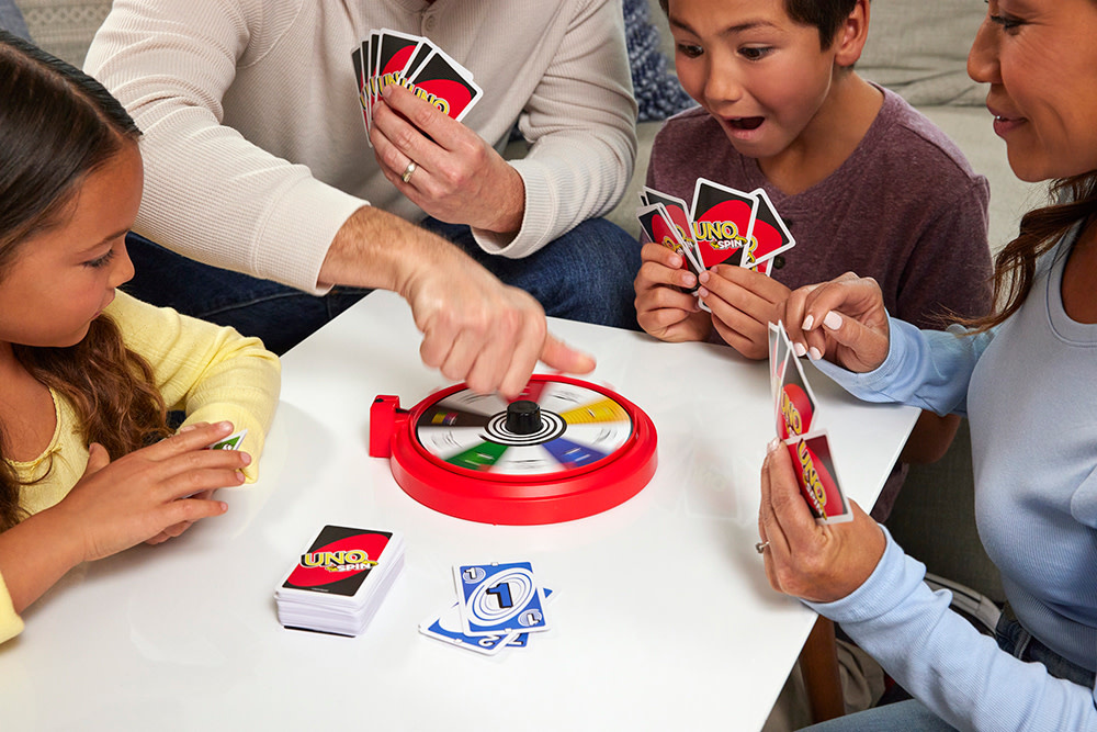 Mattel Uno Spin Card Game