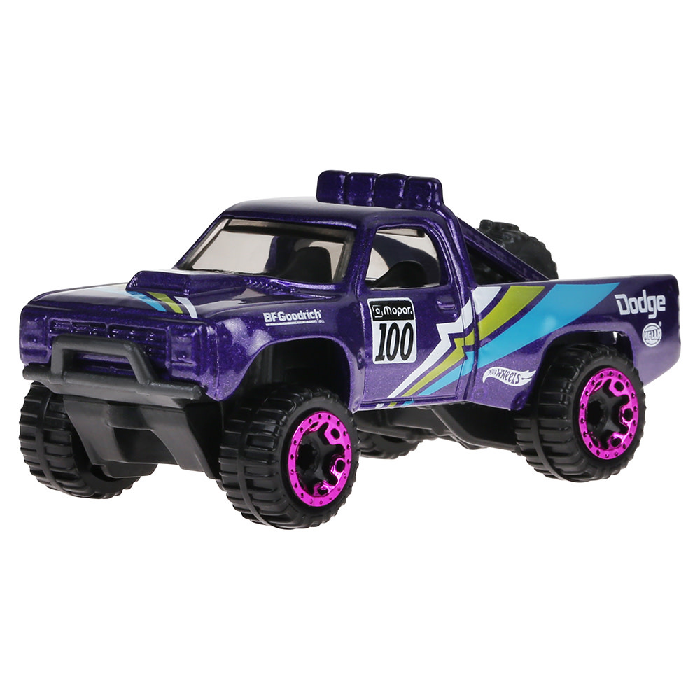 Hot Wheels Vehicles: Basic Assorted