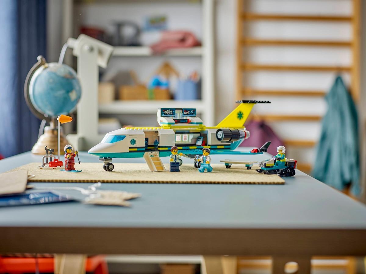Lego Lego City Emergency Air Ambulance