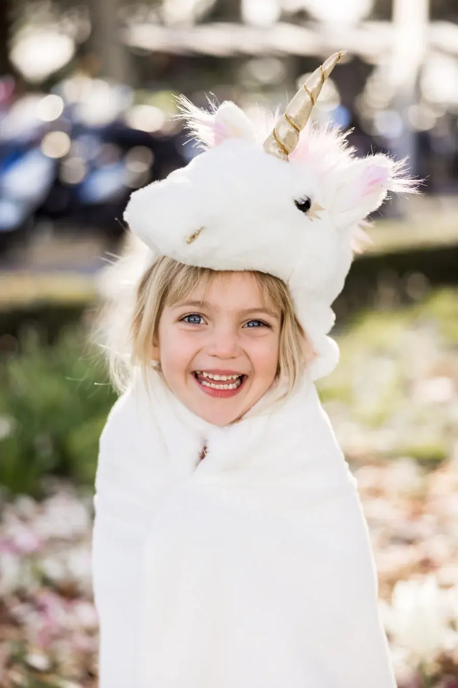 Great Pretenders Unicorn Cuddle Cape Size 4-6