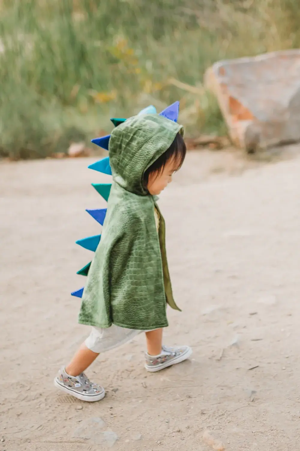 Great Pretenders Toddler Dragon Cape Blue/Green Size 2-3T