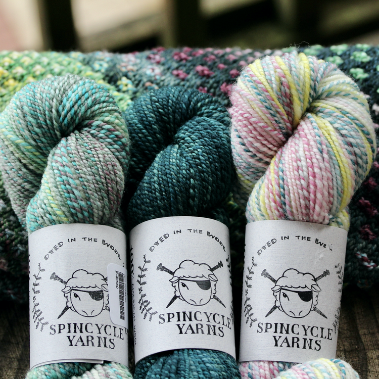 Spincycle Yarns Dyed In The Wool, The Shift Cowl Kit.