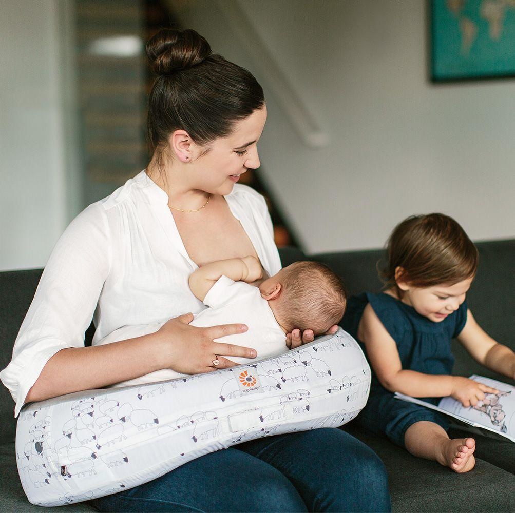 breastfeeding ergobaby