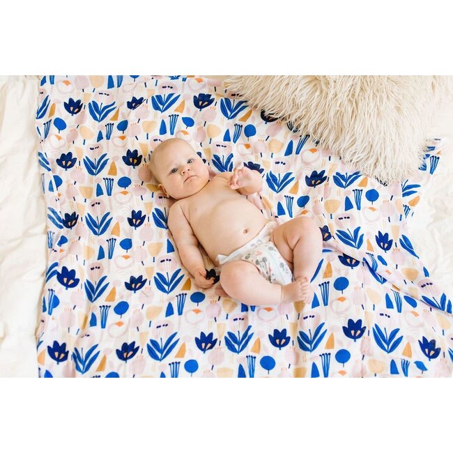 Loulou Lollipop Scandi Floral Muslin Swaddle