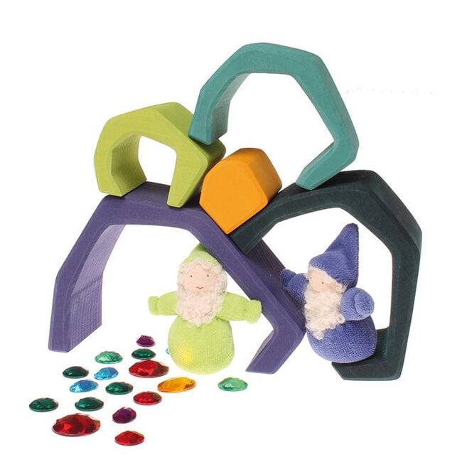 Grimm's Grimm's Element Earth, Medium