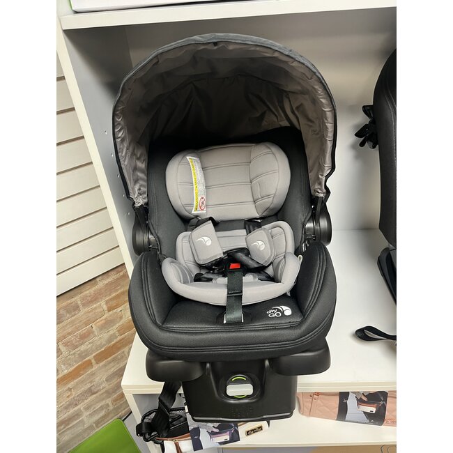 FLOOR MODEL 2020 Black/Grey City Go Car Seat