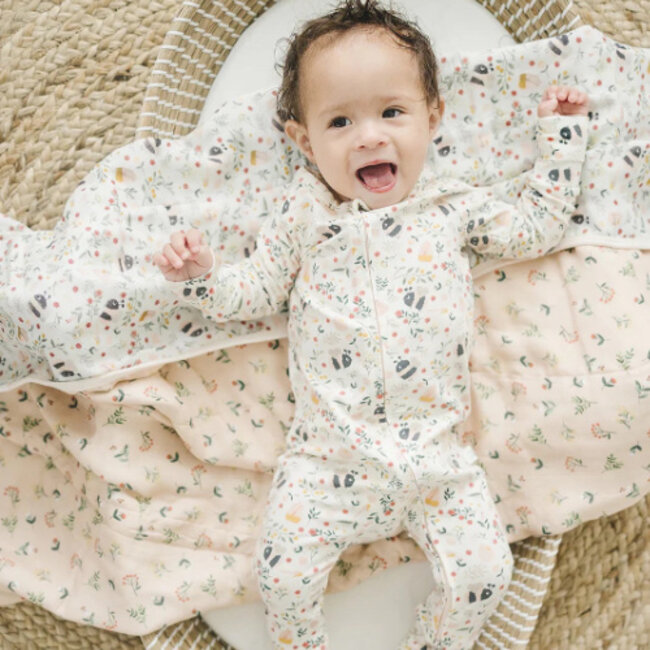 Loulou Lollipop Bumble Bees Muslin Quilt Blanket