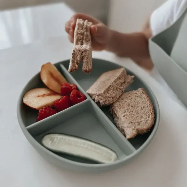 Nouka Leaf Divided Suction Plate