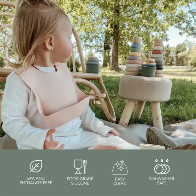 Nouka Dino Silicone Bib