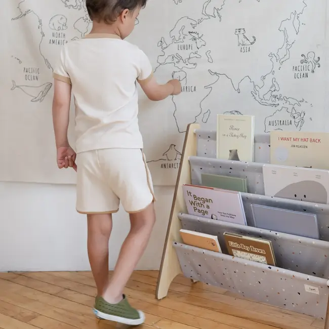 3 Sprouts Light Grey Terrazzo Recycled Fabric Kids Book Rack