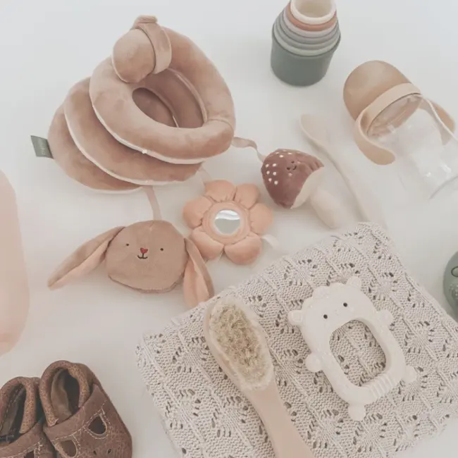 Nouka Pip the Rabbit Spiral Activity Toy