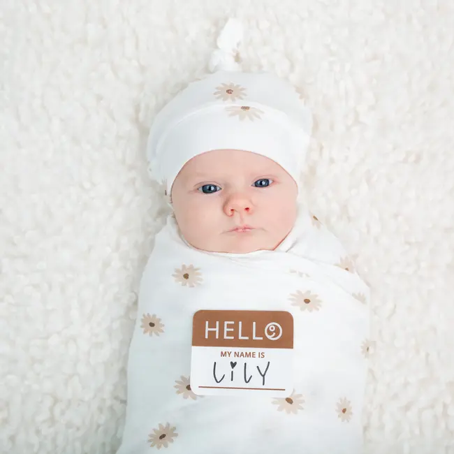 Daisies "Hello World" Welcome Set