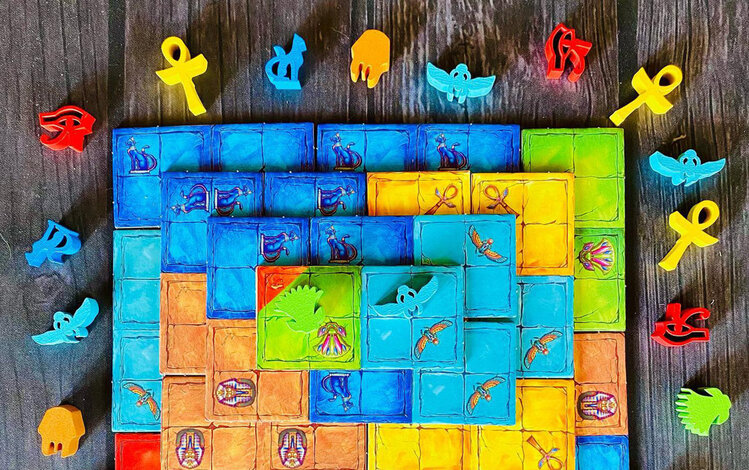 Synapses Games Pyramido