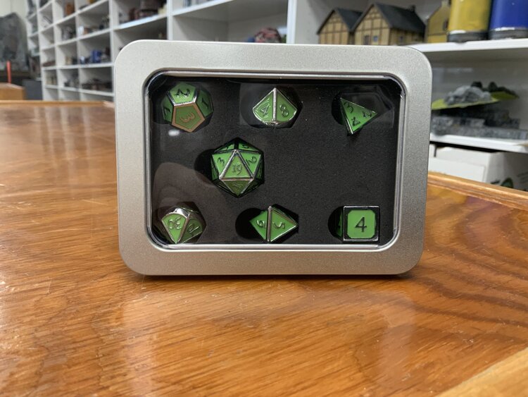 Critical Hit Collectibles 7 Metal dice set GLOW Green Shadow