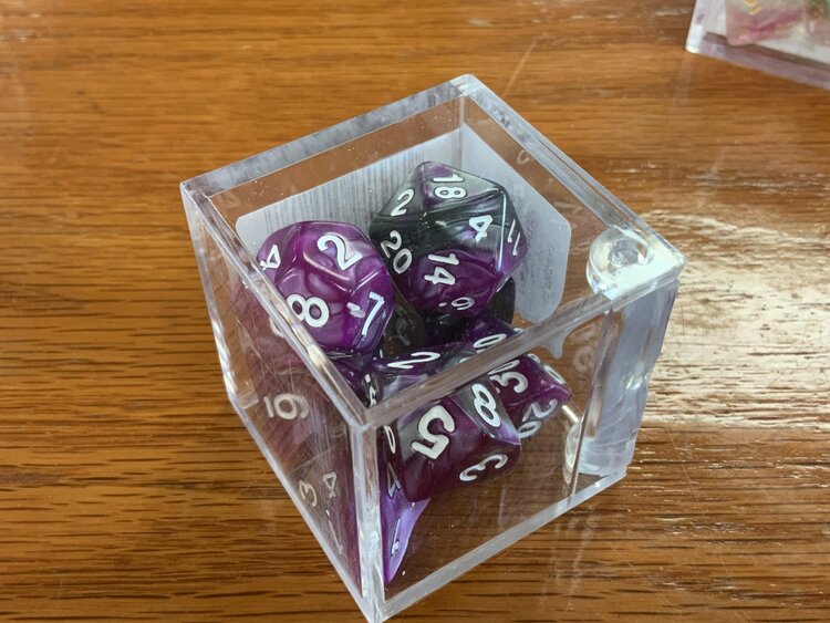 Critical Hit Collectibles 7 dice set: Purple Steel