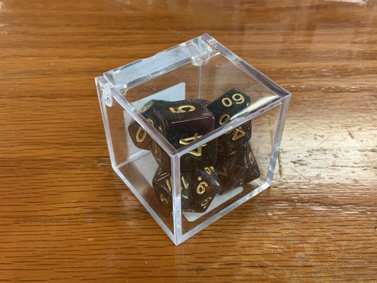 Critical Hit Collectibles 7 dice set: Black/Red