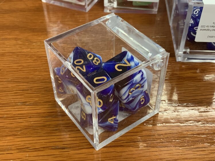 Critical Hit Collectibles 7 dice set: Blue/Milky Polyhedral