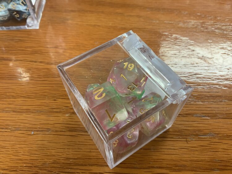 Critical Hit Collectibles 7 dice set: Red/Green Polyhedral