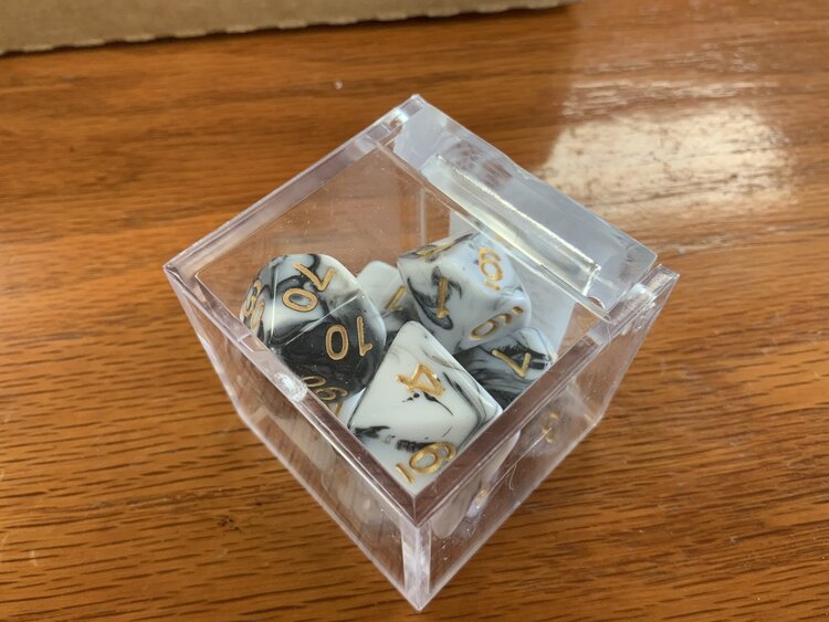 Critical Hit Collectibles 7 dice set: Black/White Fusion Polyhedral