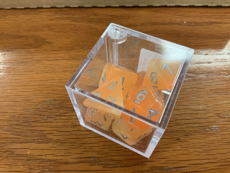 Critical Hit Collectibles 7 dice set: Orange White Fusion Glow in the Dark