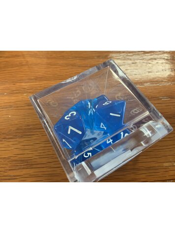 Critical Hit Collectibles 7 dice set: Blue Transparent Polyhedral
