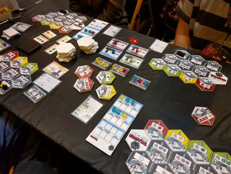 Vintage Dice Hospital (2018)