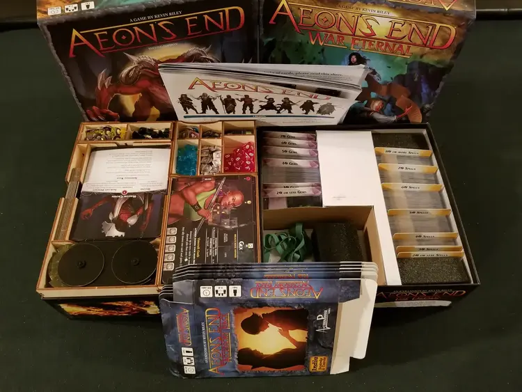 Indie boards & cards Aeon's End: War Eternal
