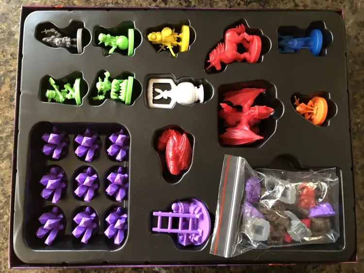 Vintage Vast The Crystal Caverns Miniatures exp (2017)