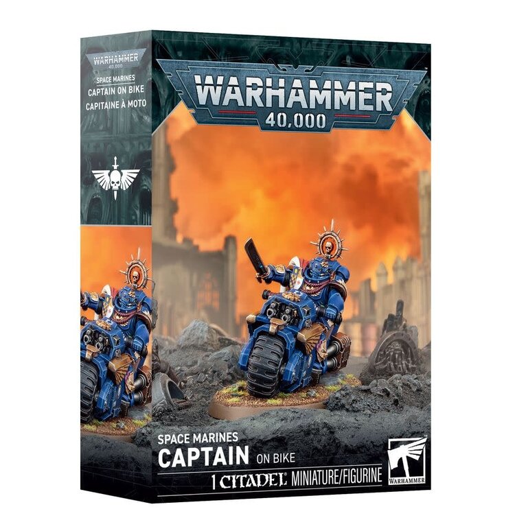 Warhammer 40K: Space Marines Captain on Bike