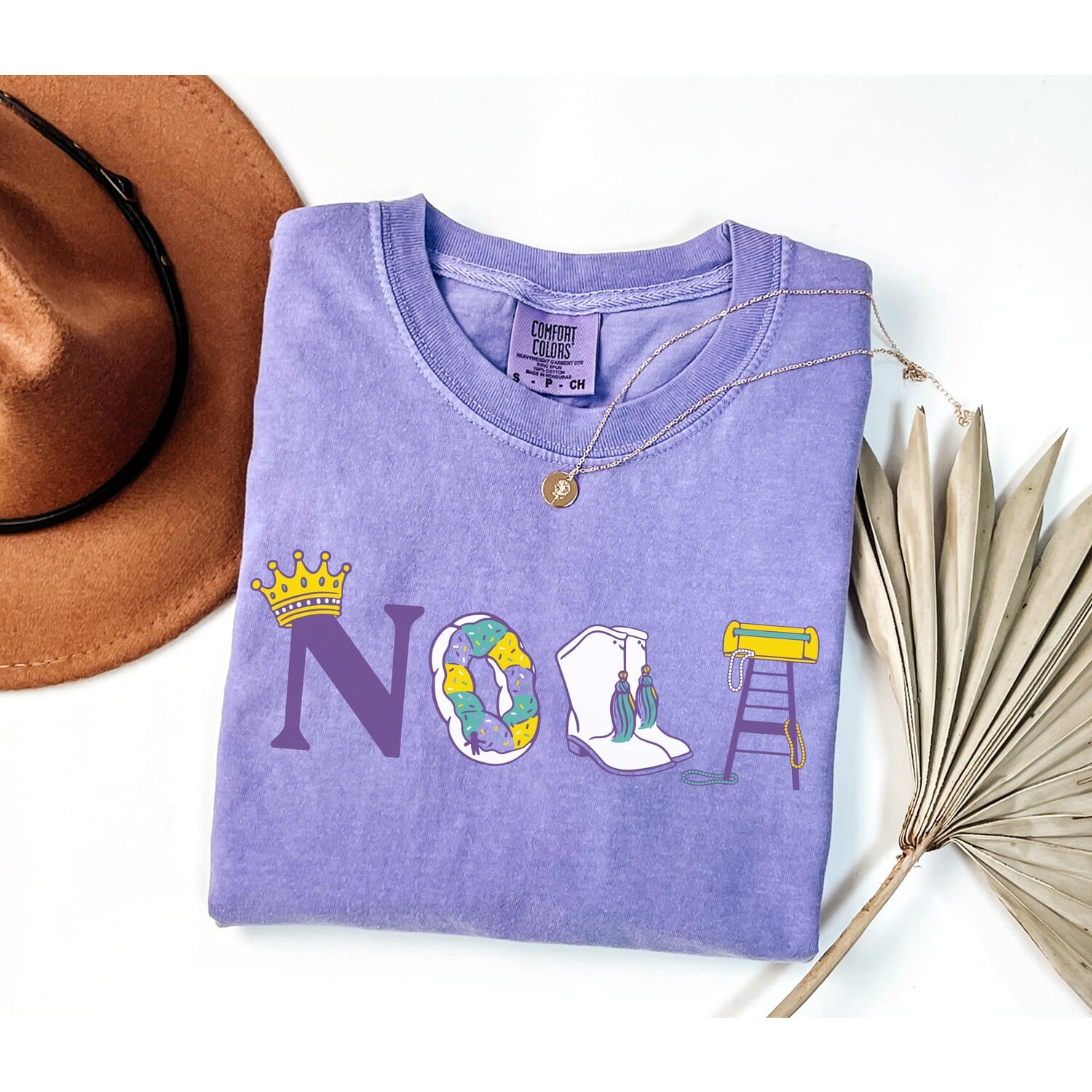 NOLA Boots Mardi Gras Tee - Fleurty Girl