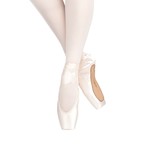 Russian Pointe RV Size 34.5