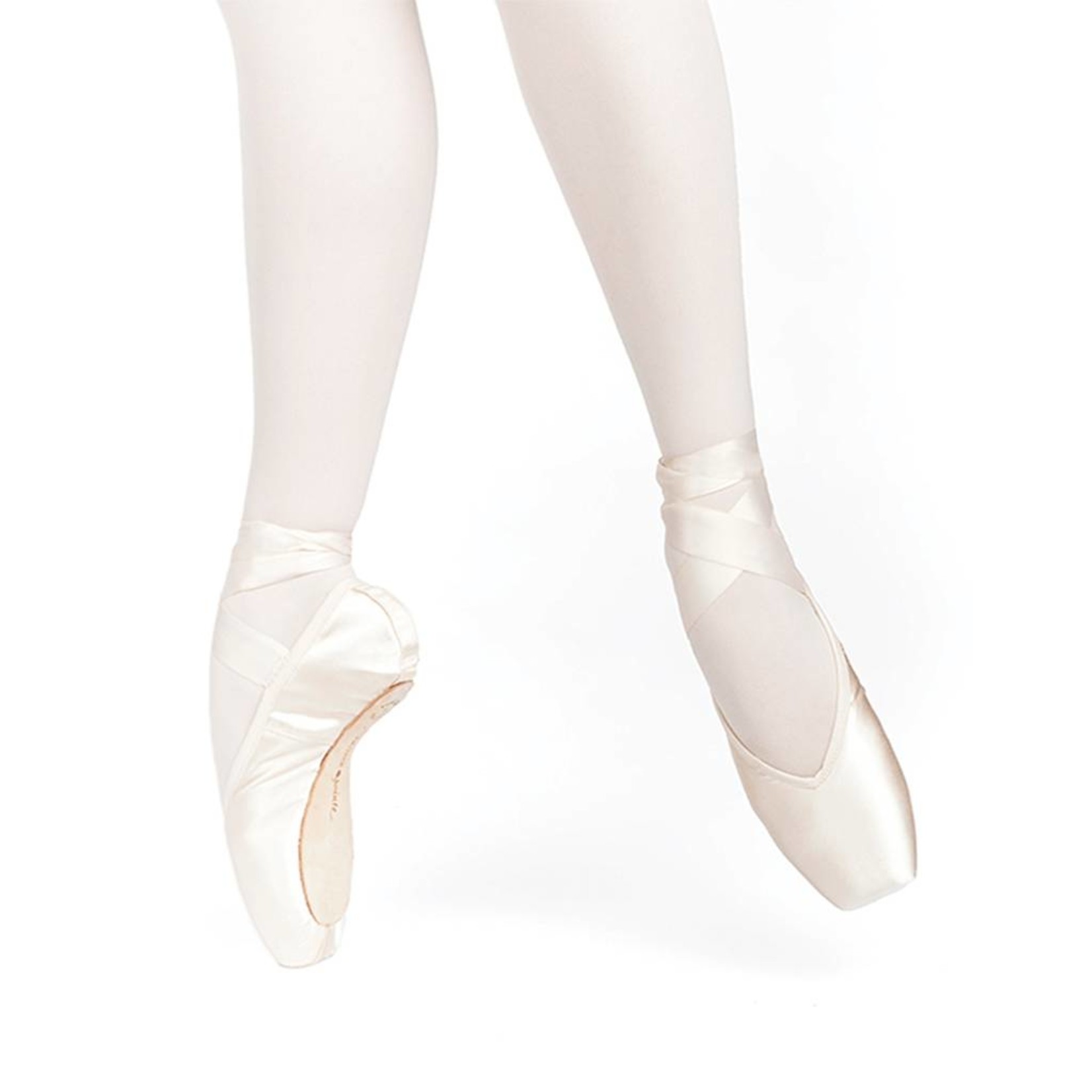 Russian Pointe Size 37: Entrada Pro V-Cut