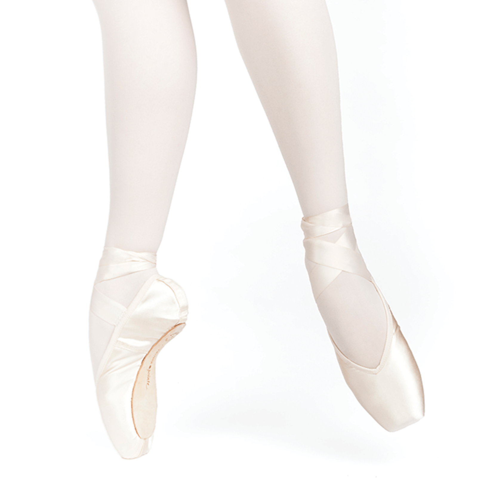 Russian Pointe Size 36: Entrada Pro V-Cut