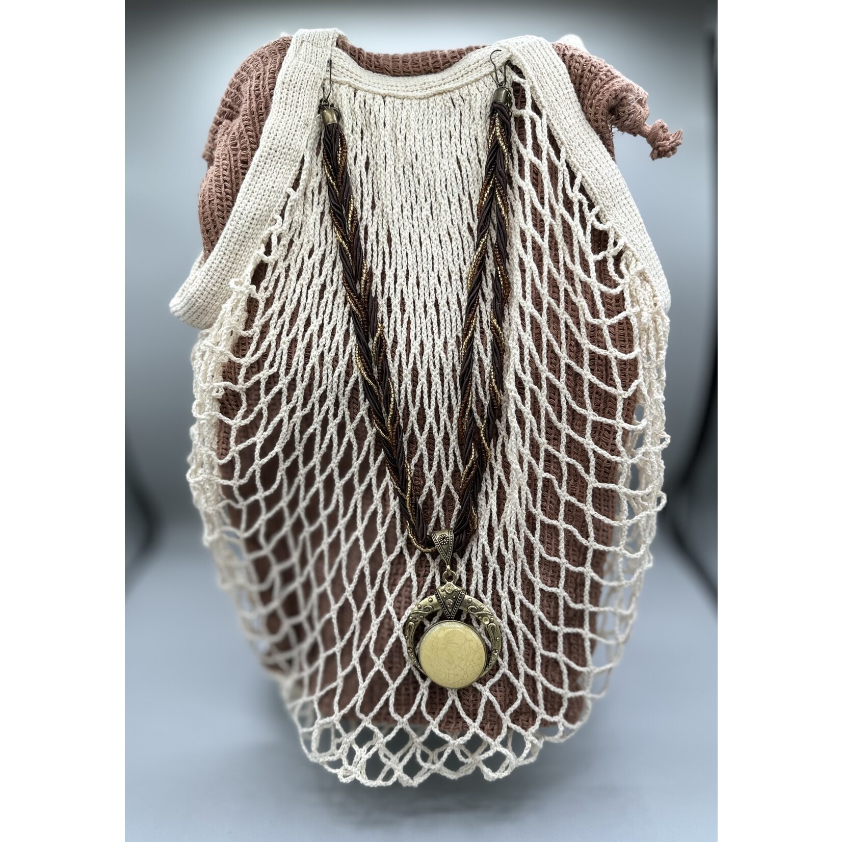 7Pointe Bag  -Medallion Necklace