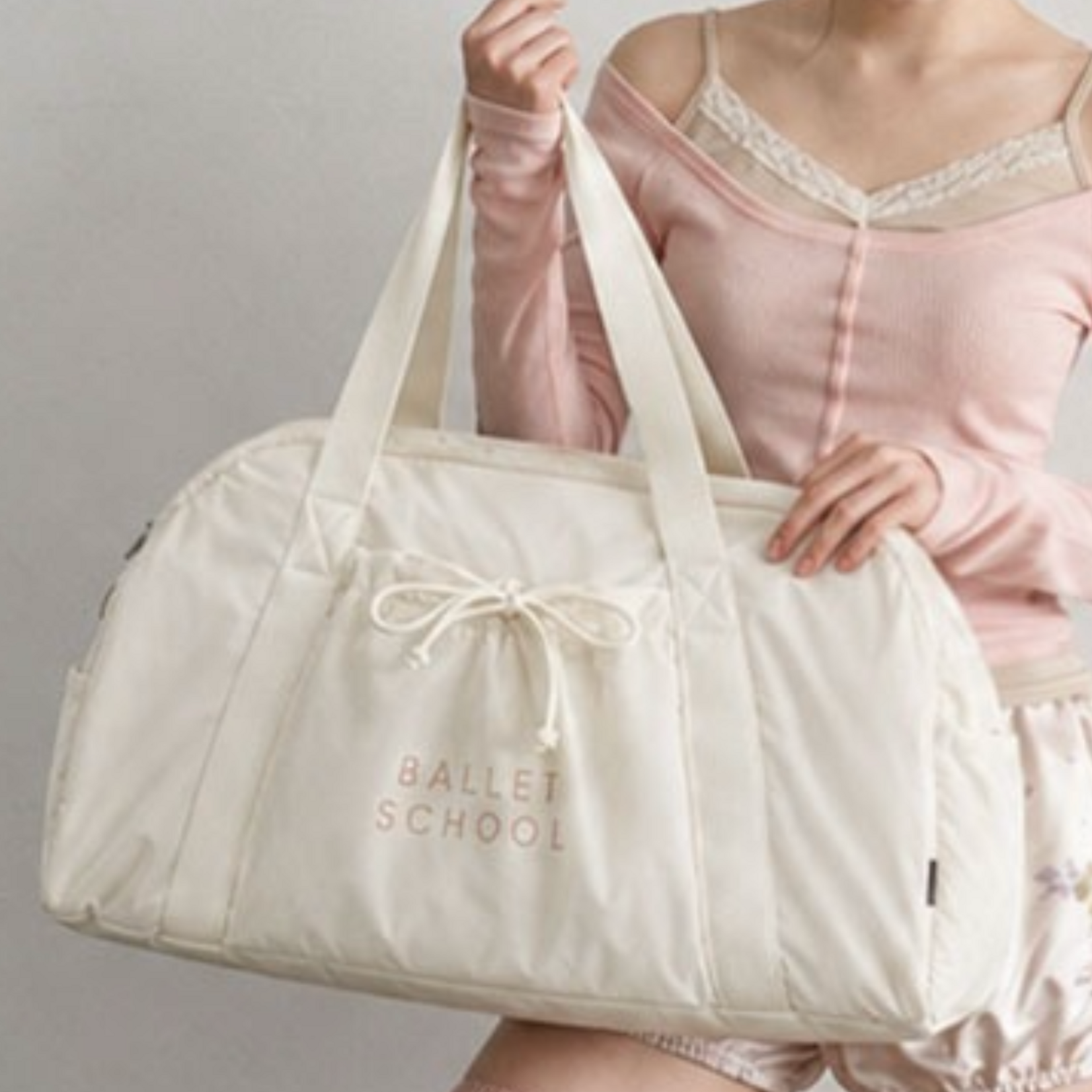 AERIV Aeriv Grand Boston Bag