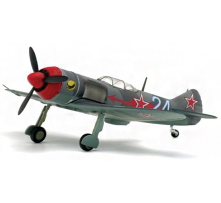 Lavochkin La7 Soviet WHITE 24 WWII 1945 1:72 with stand