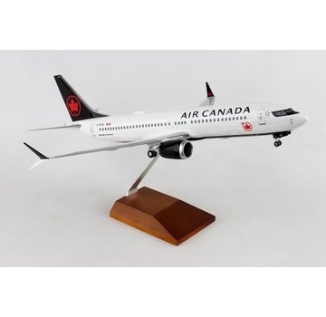Skymarks Supreme B737-8 MAX Air Canada 2017 Livery 1:100 wood stand