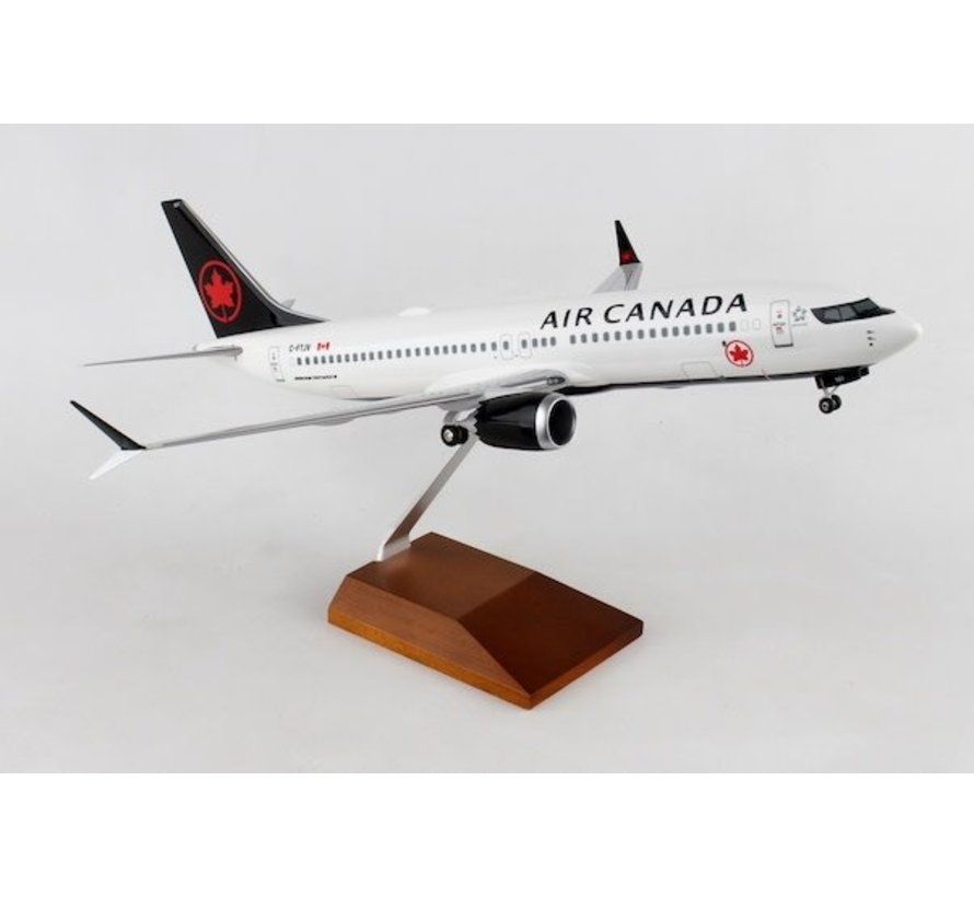 B737-8 MAX Air Canada 2017 Livery 1:100 wood stand