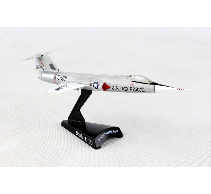 F104 StarFighter 479th TFW USAF FG-901 1:120 with stand