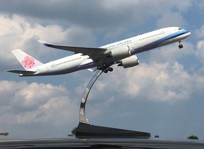 A350-900 China Airlines B-18916 1:200 | avworld.ca