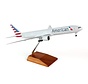 B777-300 American 2013 livery 1:200 Gear+Wood Stand