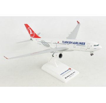 SkyMarks A330-200 Turkish THY 1:200 with gear + stand