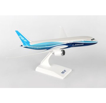 SkyMarks B787-8 Dreamliner Boeing House 1:200 with Spinning Engines
