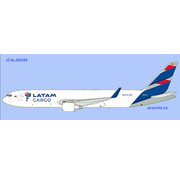 JC Wings B767-300ERF LATAM Cargo N532LA 1:400
