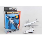 Daron WWT B747 with Space Shuttle diecast set