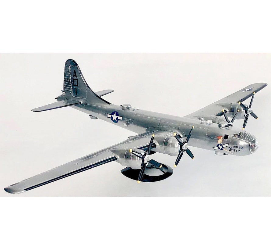 B29 Superfortress 1:120 [Ex-Revell from 1954] with stan