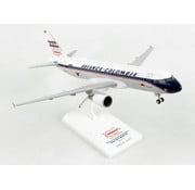 SkyMarks A320 Avianca Columbia Retro Livery 1:150 with gear and stand