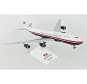 SkyMarks B747-8 VC25B (B747-8i) Air Force One 30000 1:200 with stand