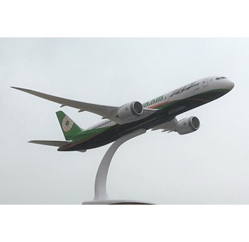 PPC Models B787-9 Dreamliner EVA Air B-17881 1:200 with stand
