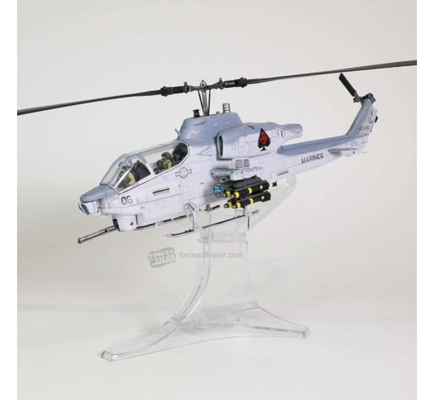 AH1W Super Cobra HMLA-267 UV-06 Final AH-1W Flight 1:48